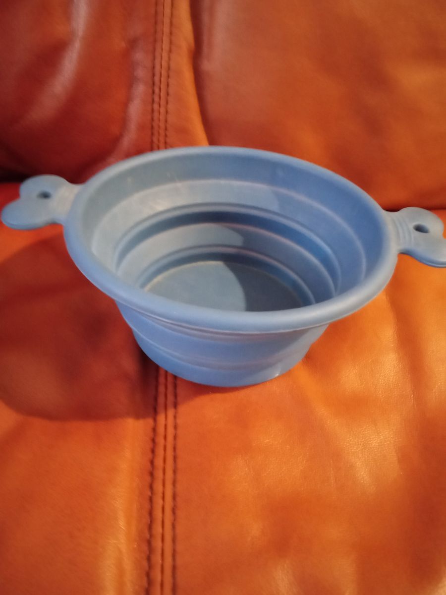 Portable pet bowl dish collapsible great for hiking camping travel