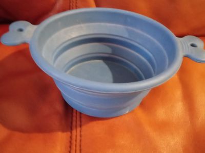 Portable pet bowl dish collapsible great for hiking camping travel