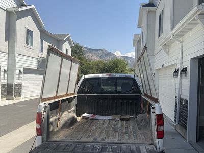 Truck Bed Tonneau Cover / Hard Shell Top
