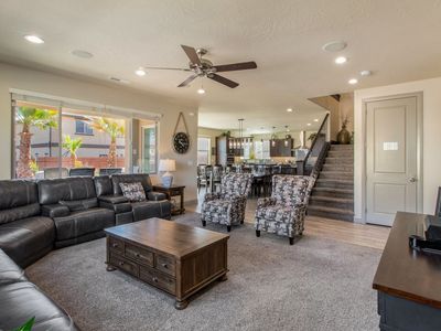Paradise Village 99