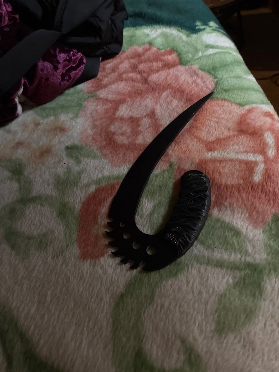 Knife  from Ridick movie Pitch black 