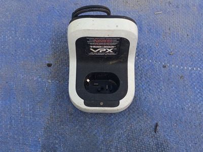 Black & Decker VPX charger
