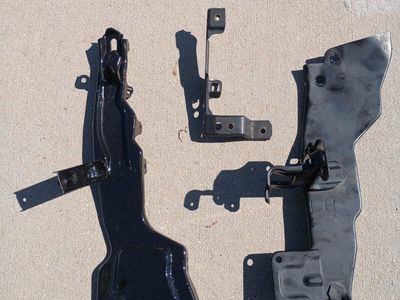1996–2002 Toyota 4Runner OEM Dash Support Brackets