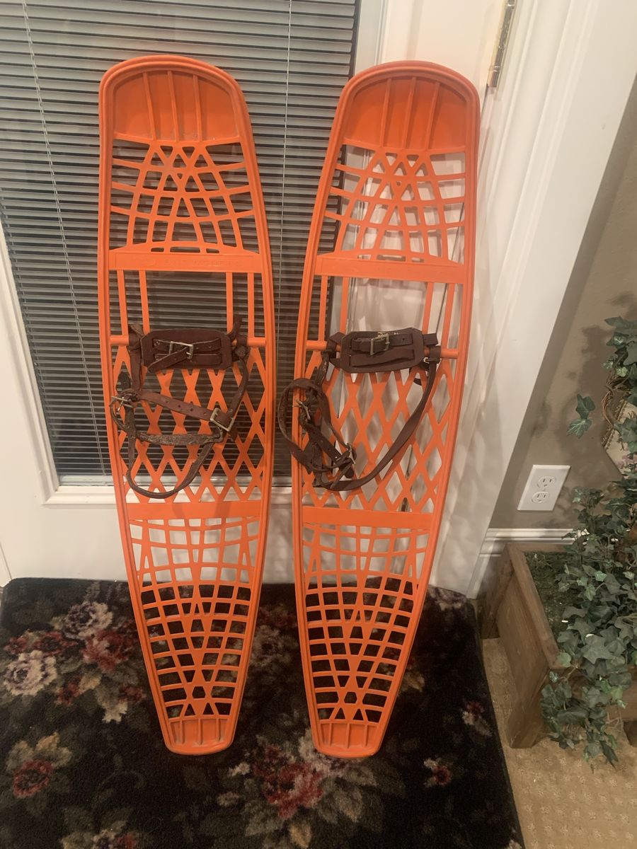 Vintage Victor Woodstream Corp. Hard Plastic Snowshoes with Leather Bindings - 20"x40"