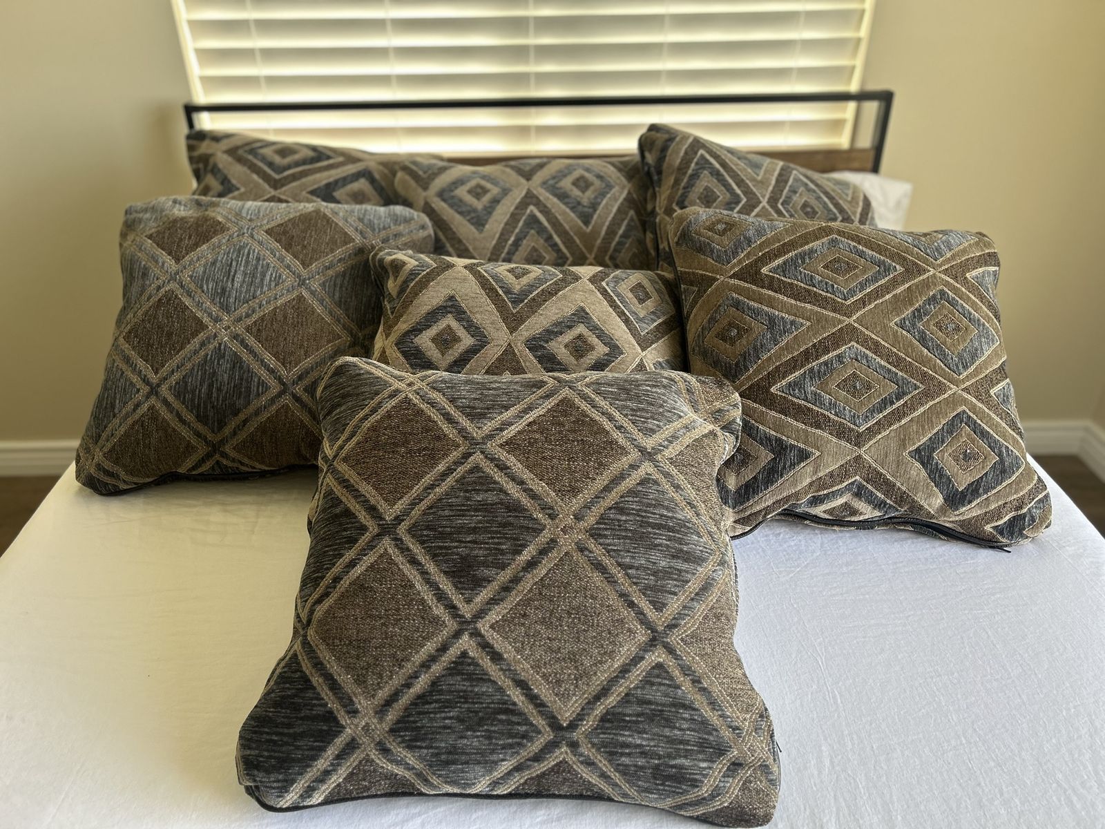 Decorative Pillows