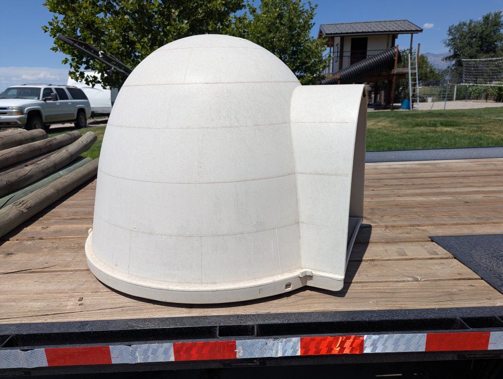 XL Dog Igloos