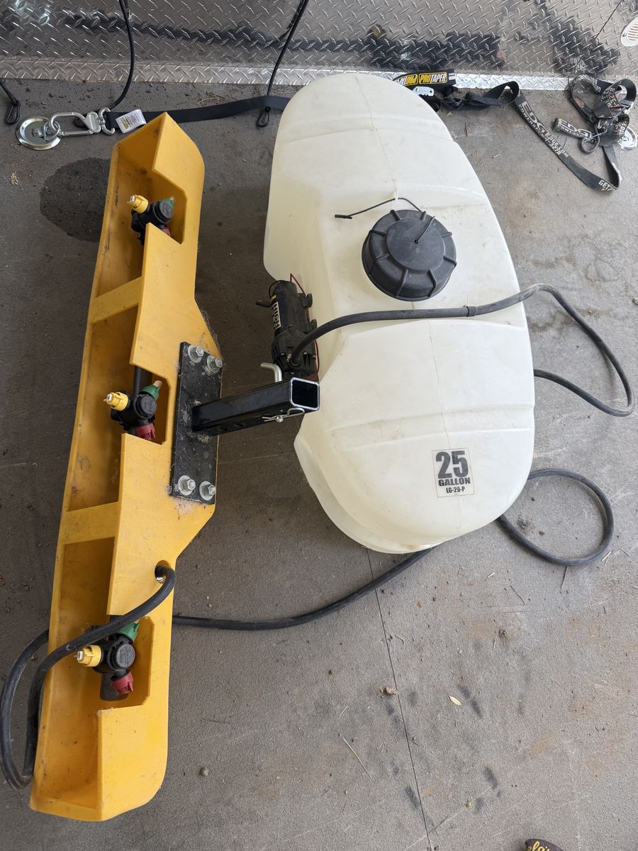 Weed sprayer for atv/utv