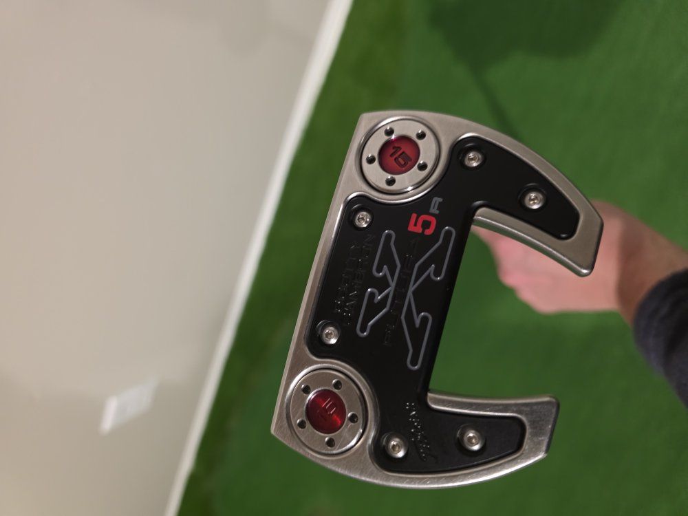 Scotty Cameron Futura X5R 34 in