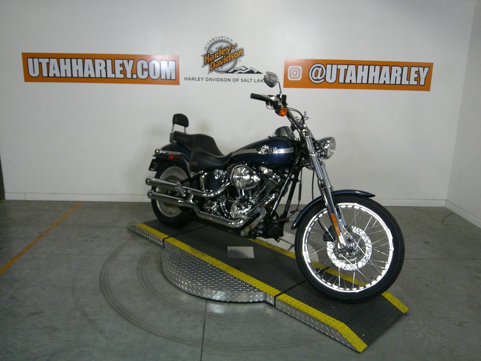 Harley-Davidson 2003 FXSTD/FXSTDI Softail  Deuce