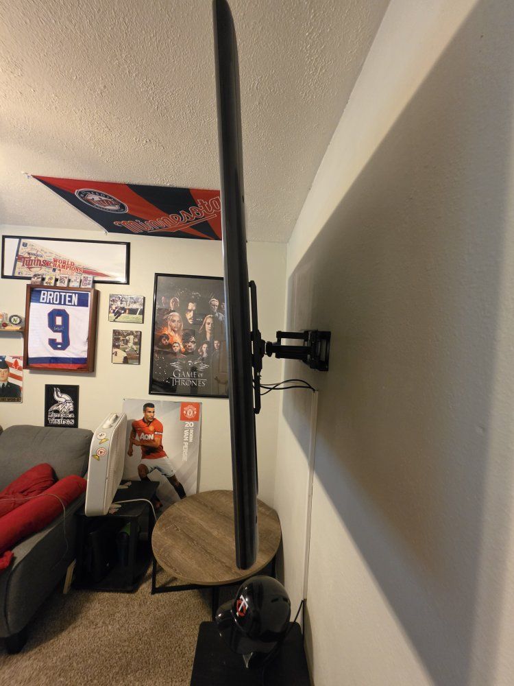 Main image 3