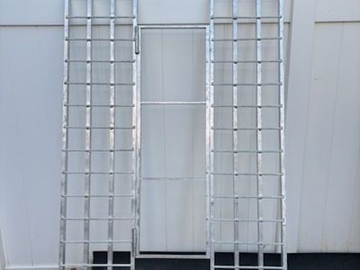 Motorcycle, ATV/UTV Tri-folding ramp