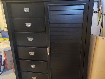 Dresser, Gentlemans Door Chest, Ashley Furniture