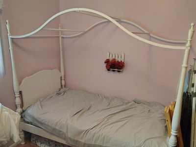 Vintage Twin Canopy Bed