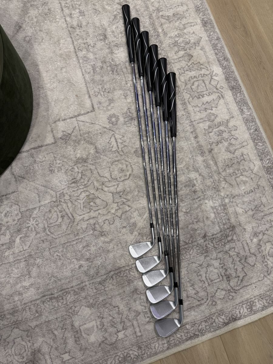 PING G410 Irons (5-PW) • Custom Tall +2.5" Length • Silver Dot • JumboMax Tour XL grips