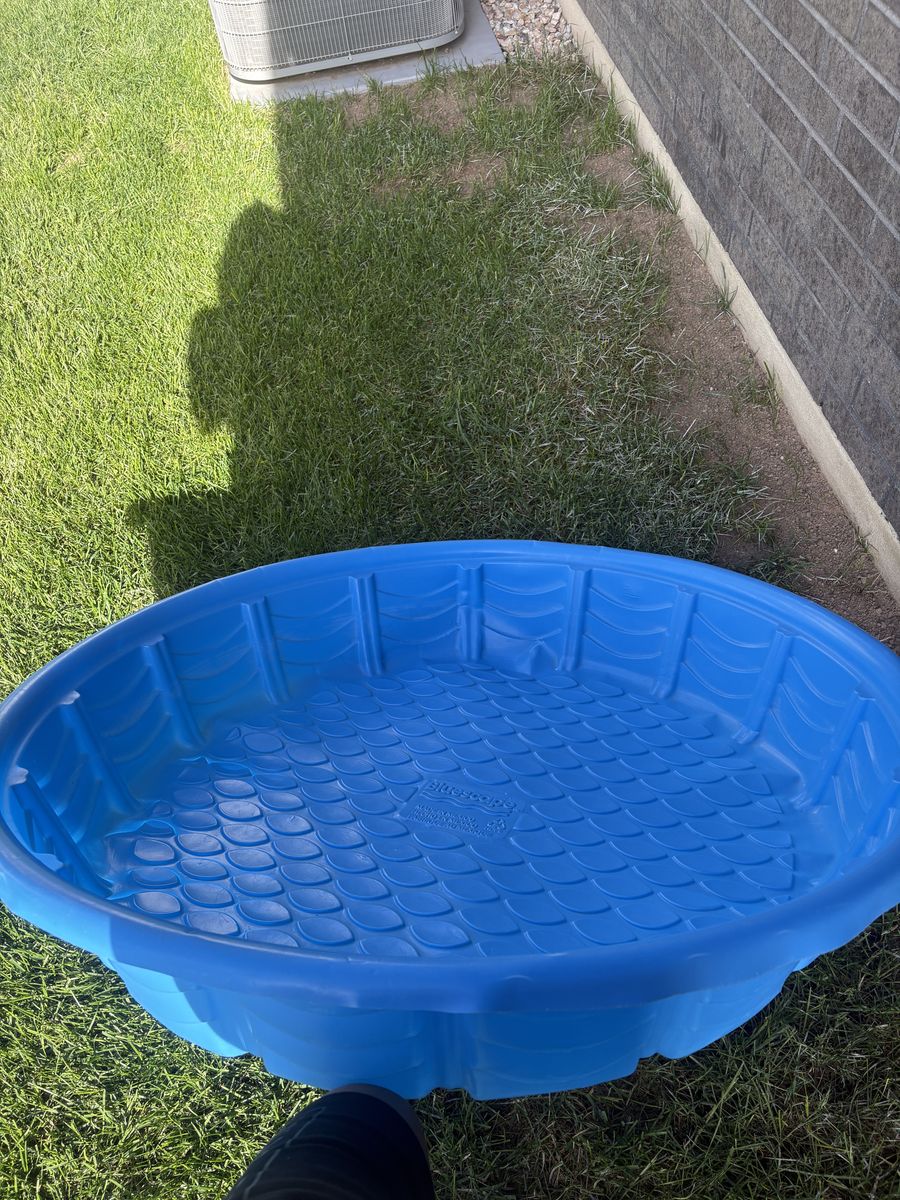 Plastic Swimming pool