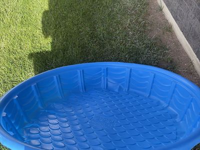 Plastic Swimming pool