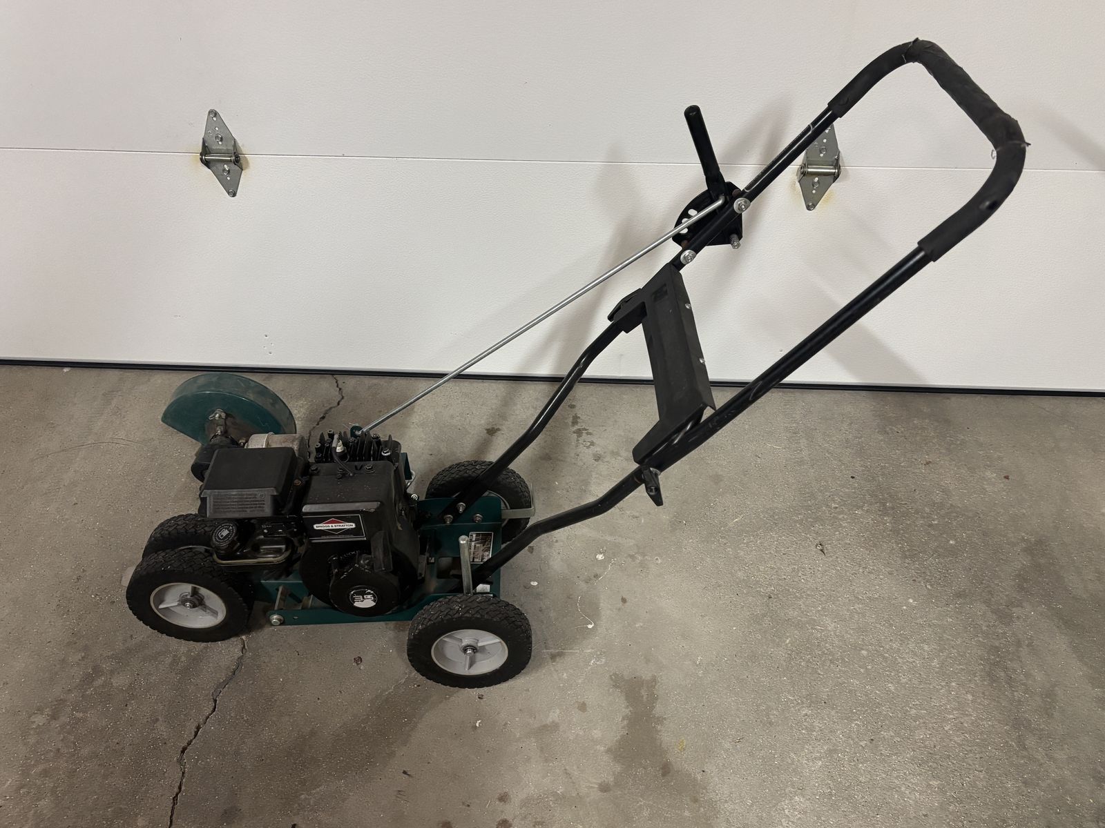 Lawn Edger – Model 13050X6A