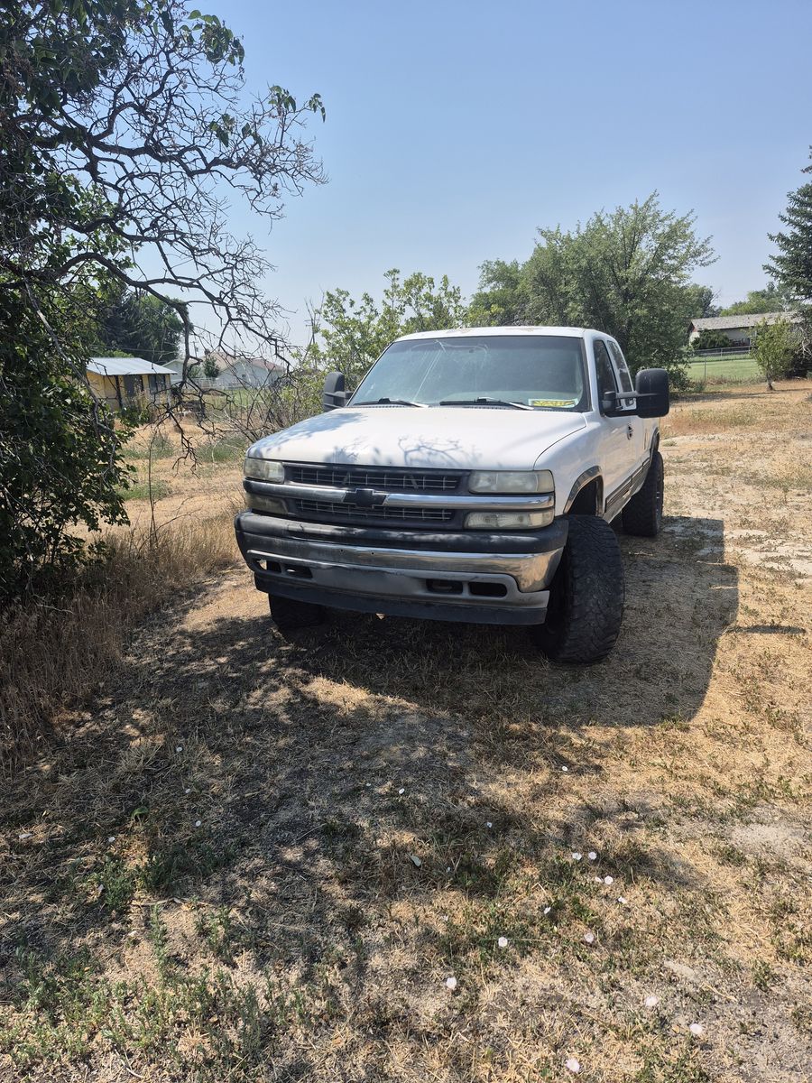 2000 Chevrolet Silverado 1500 LT