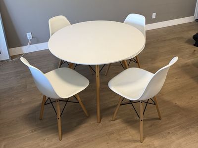 Modern White Round Dining Table with 4 Chairs