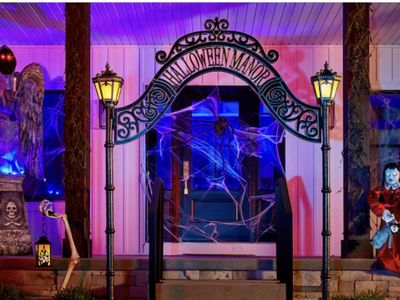 8 FT HALLOWEEN MANOR ARCHWAY W/ LIGHTED LANTERNS β LIKE NEW β $250