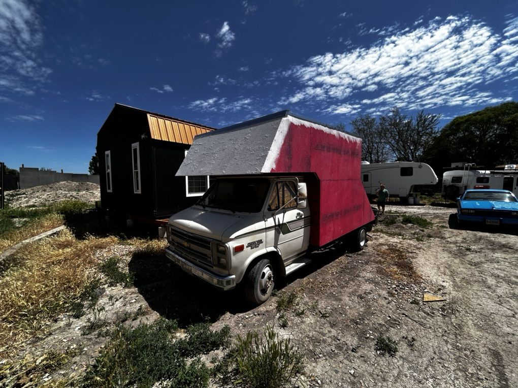 1985 Chevy G30 Running Custom 35k Miles