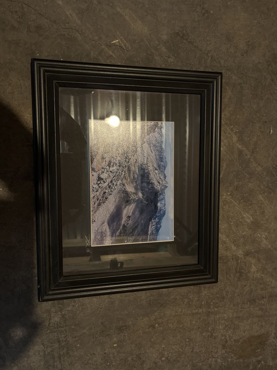 Main image 3