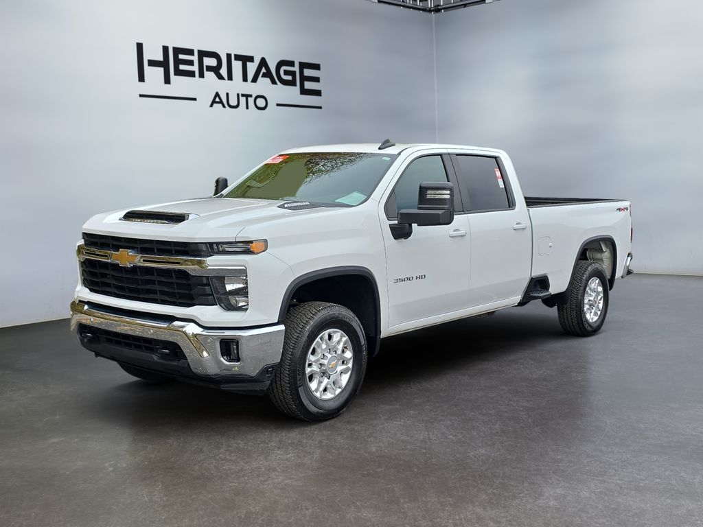 2025 Chevrolet Silverado 3500HD LT