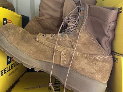 Mens Tan Combat Boots belleville Size 13.5 Wide