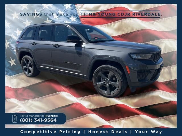 2023 Jeep Grand Cherokee Altitude