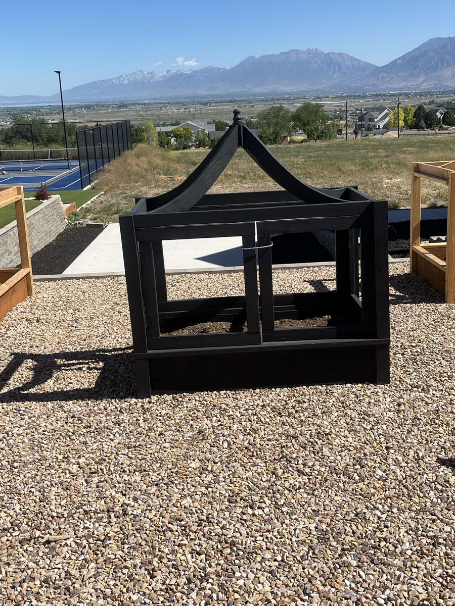 Main image 4