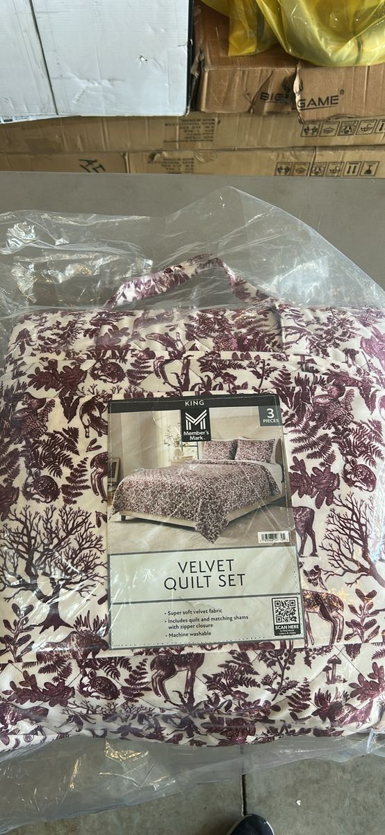 Velvet Quilt Set