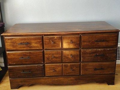 Dresser