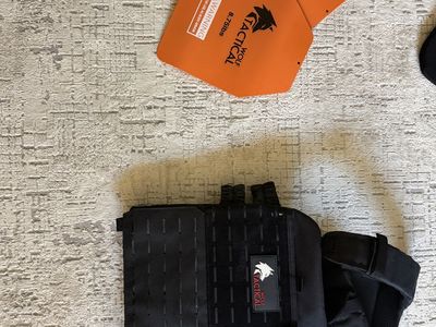 Weighted vest With Plates