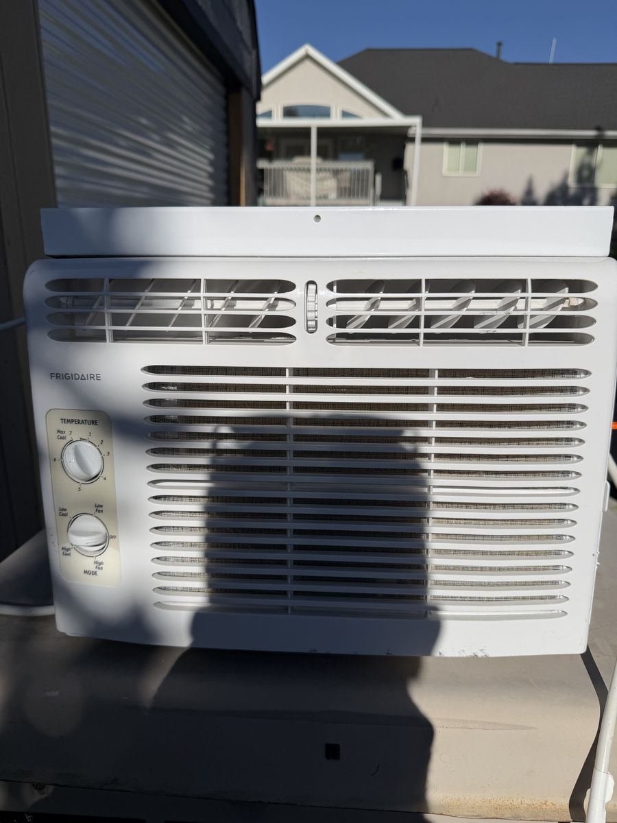 Frigidaire 5000 BTU Window Air Conditioner - Compact Cooling Unit