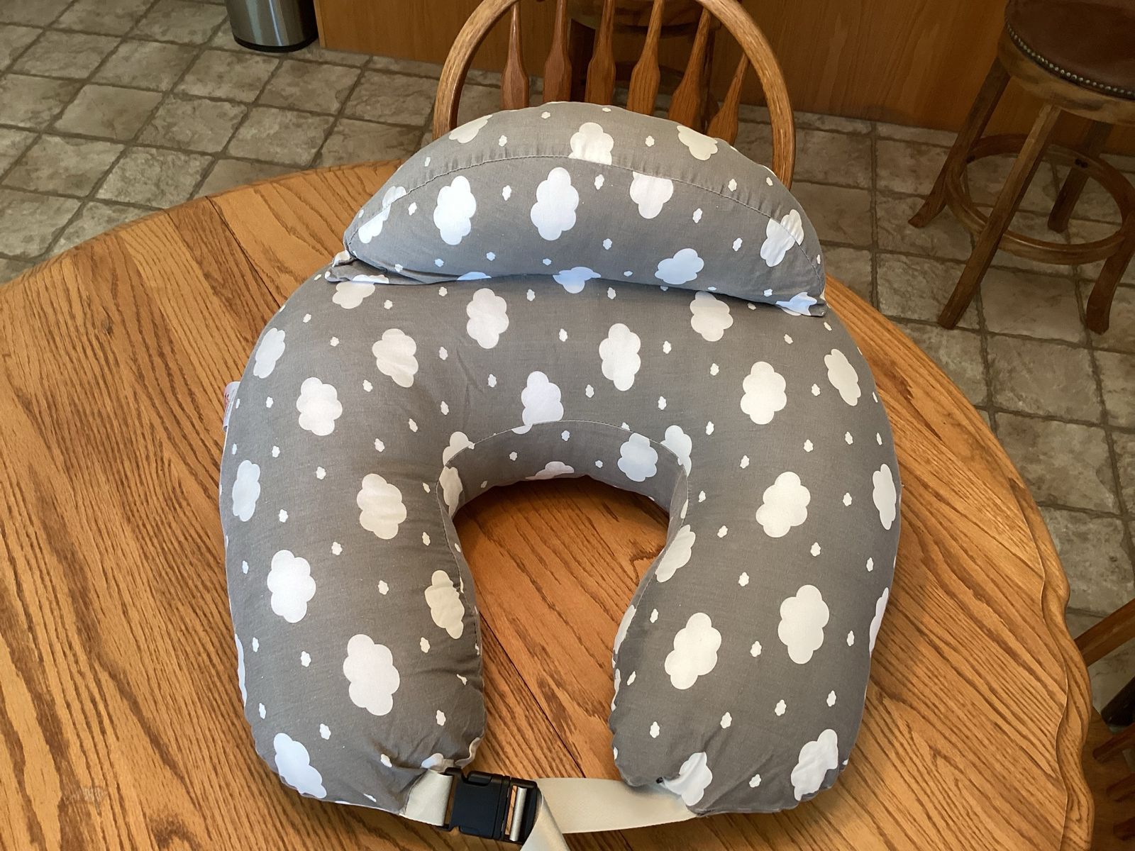 MOMCOZY NURSING PILLOW
