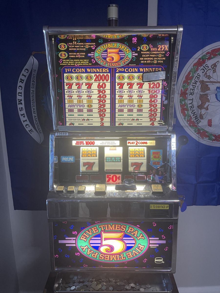 IGT Five Times Pay Double Spin Slot Machine - 25 Cent Play, Working