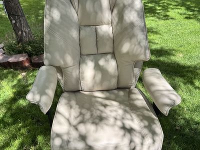 Cream Executive Office Chair with Footrest - Adjustable Height Swivel Chair
