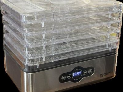 Magic Mill Compact Food Dehydrator Like New