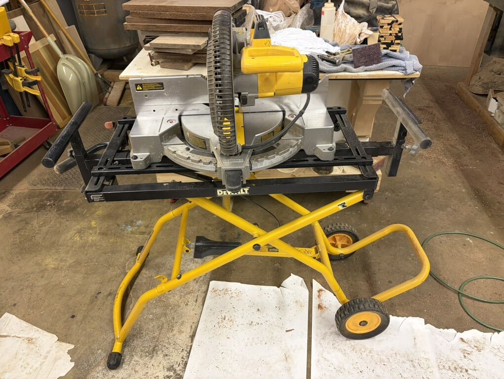 dewalt compound miter saw with stand
