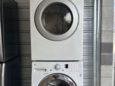 LG Electric Washer & Dryer Free Delivery