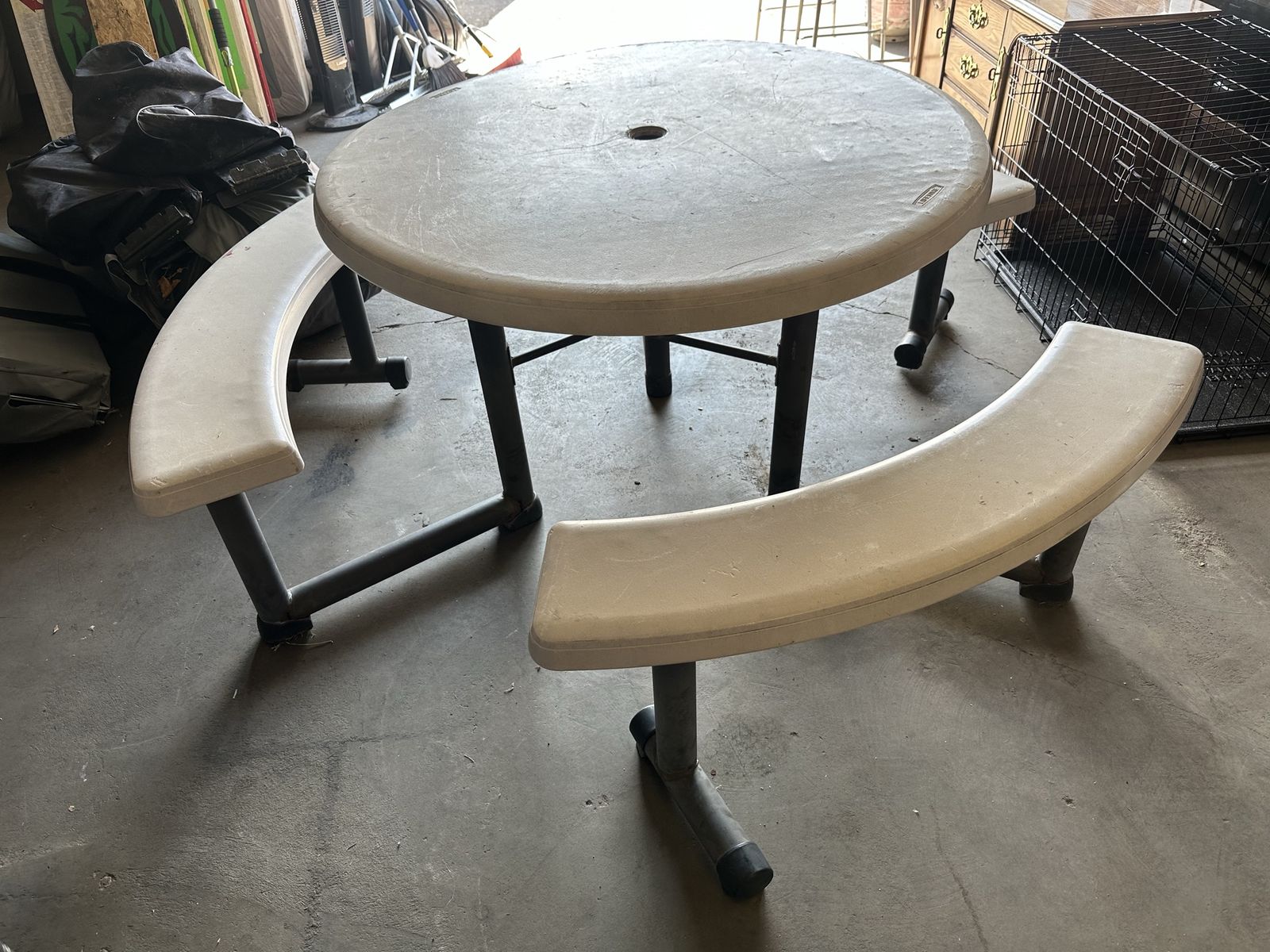 Lifetime 44” Plastic Round Picnic Table