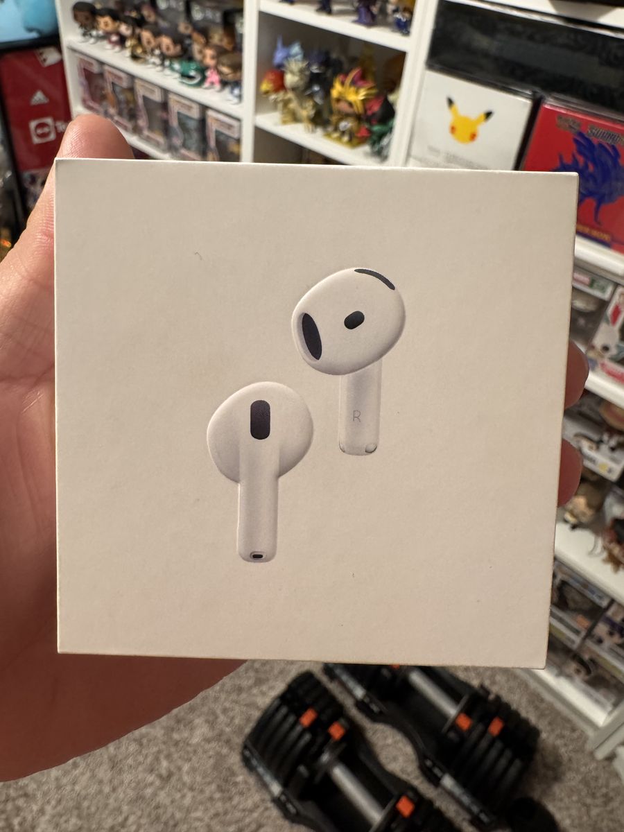Airpods 4 with Active Noise Cancellation