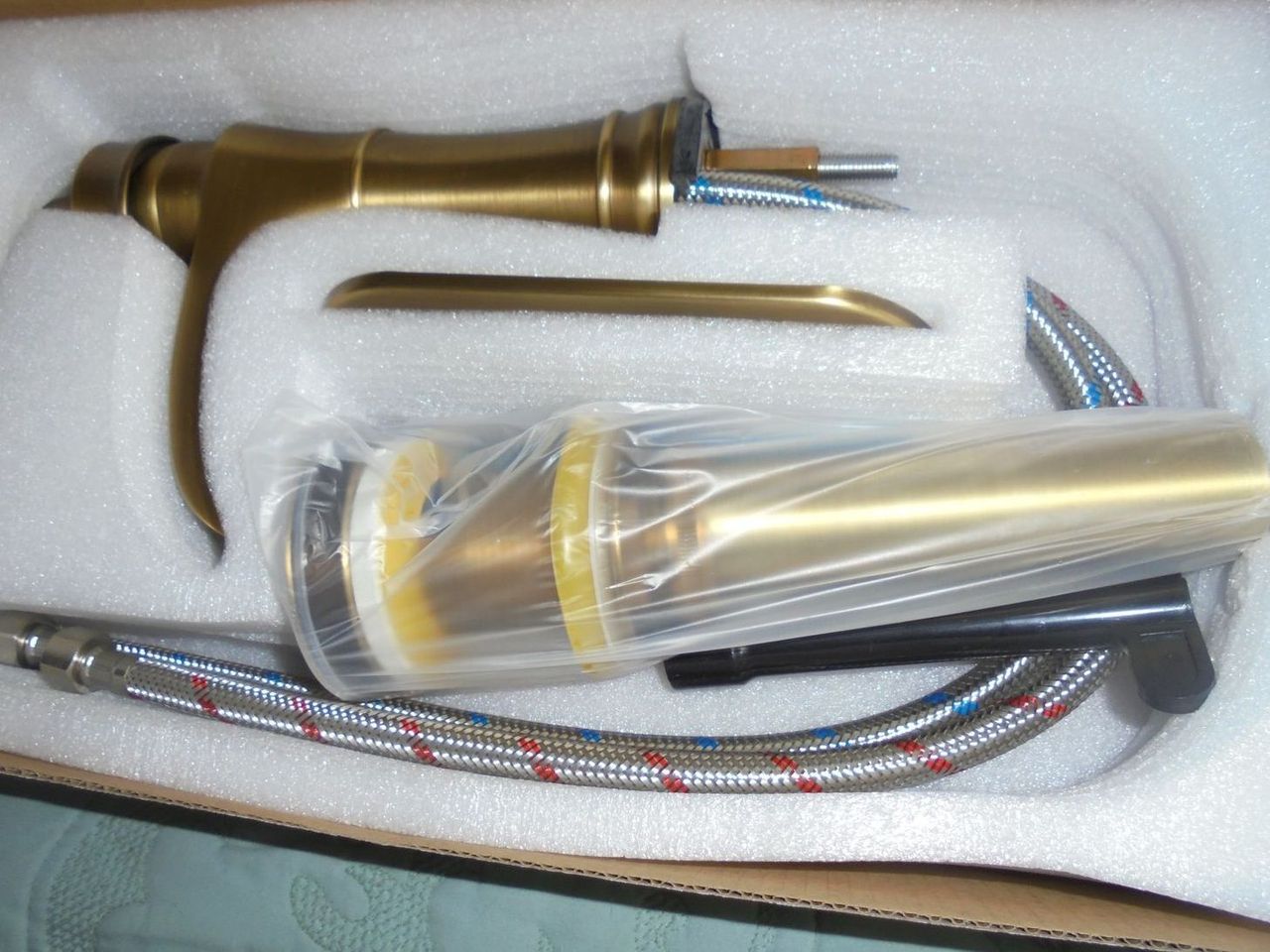 Main image 3