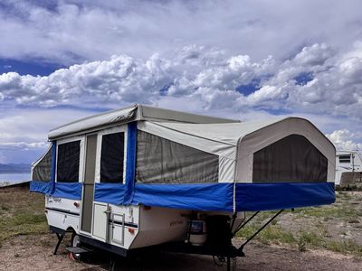 2005 flagstaff popup camp trailer