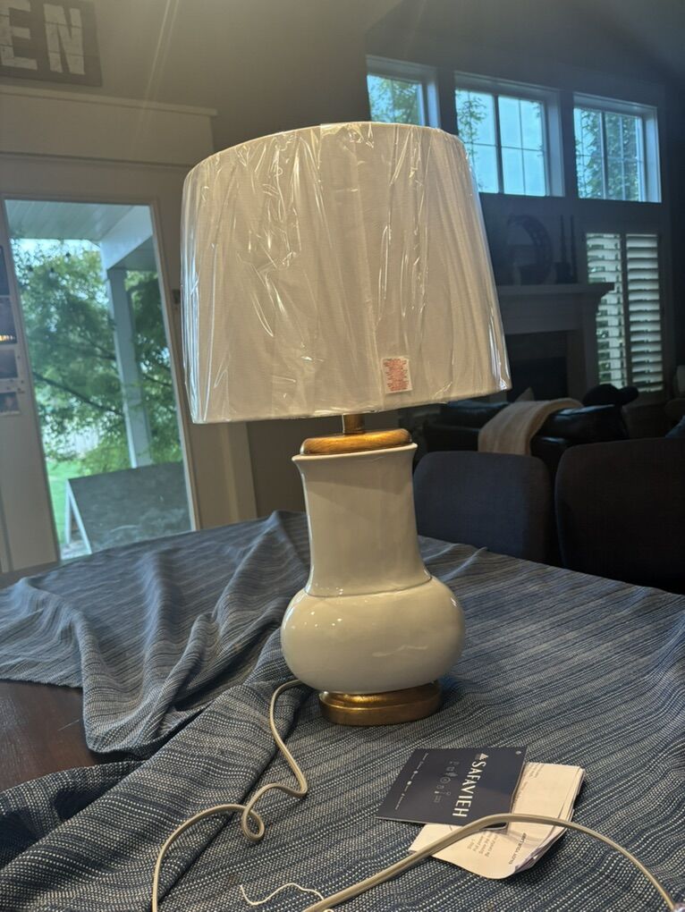 Safavieh Ivory And Gold Base Lamp