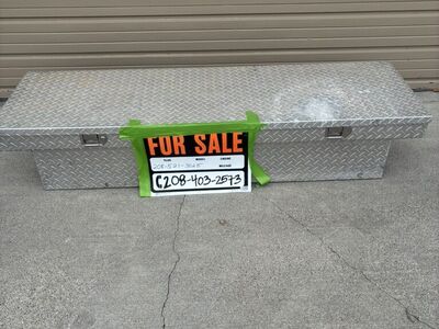Diamond-Plated Pickup Truck Toolbox