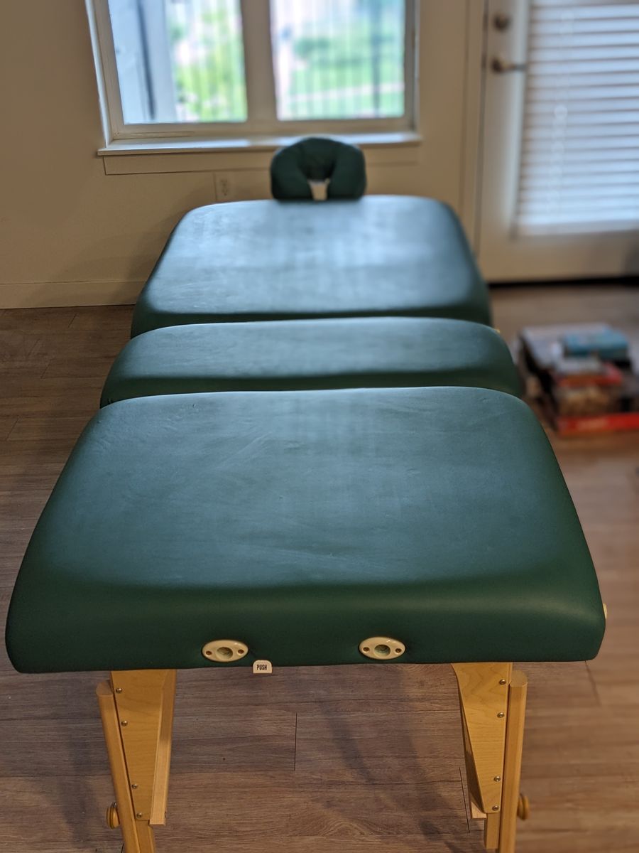 Portable Massage Table with Accessories