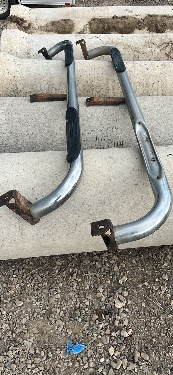 Westin Side Steps (Chevy)