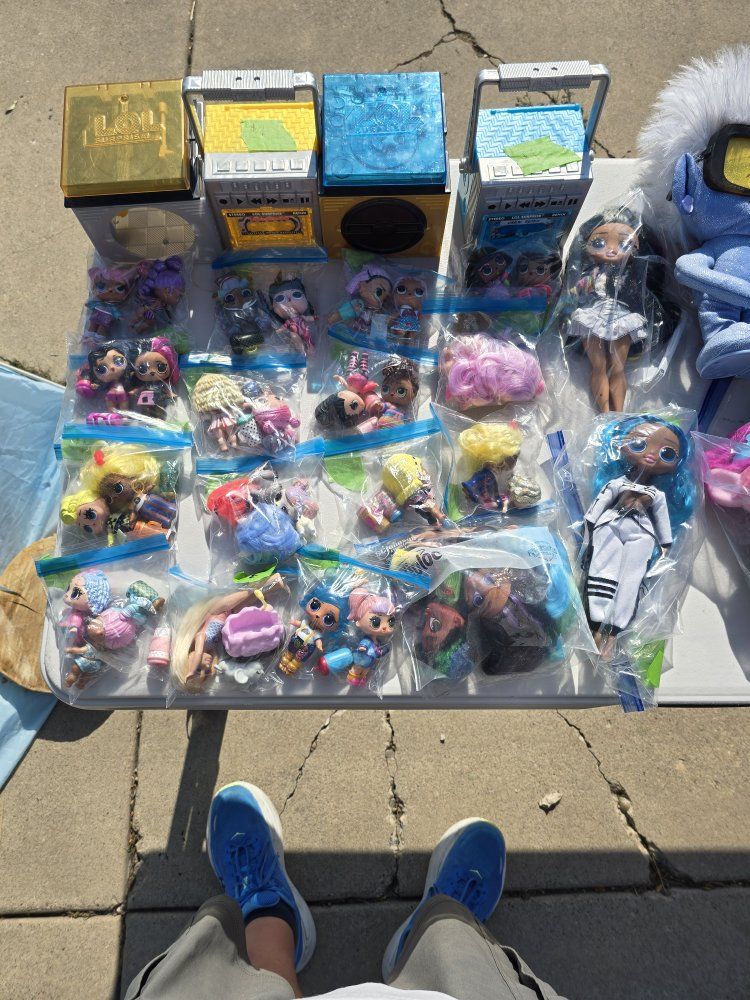 L.O.L. Surprise! Doll Lot with Accessories