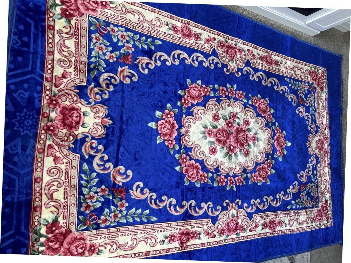 Main image 1